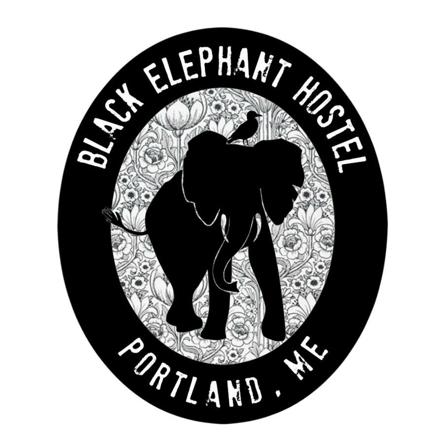 Black Elephant Hostel ポートランド エクステリア 写真